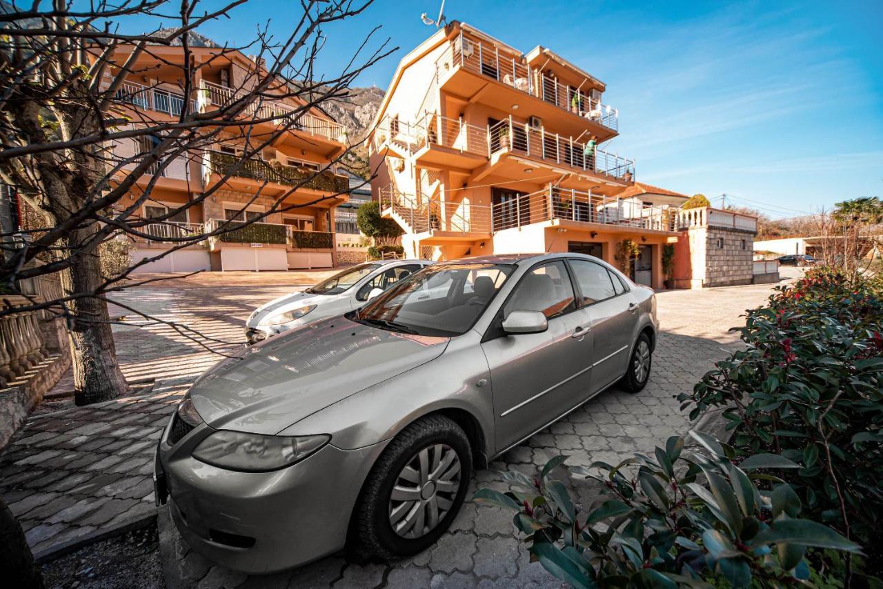 Apartments Markovic Cattaro Esterno foto