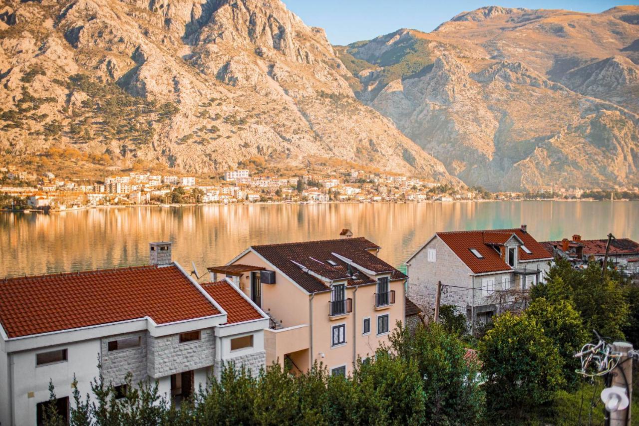Apartments Markovic Cattaro Esterno foto