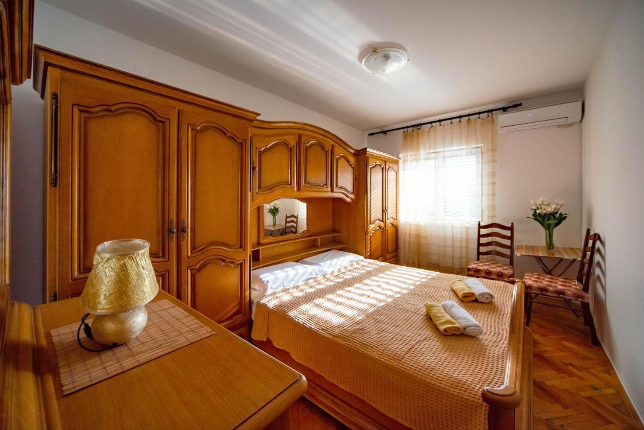 Apartments Markovic Cattaro Esterno foto