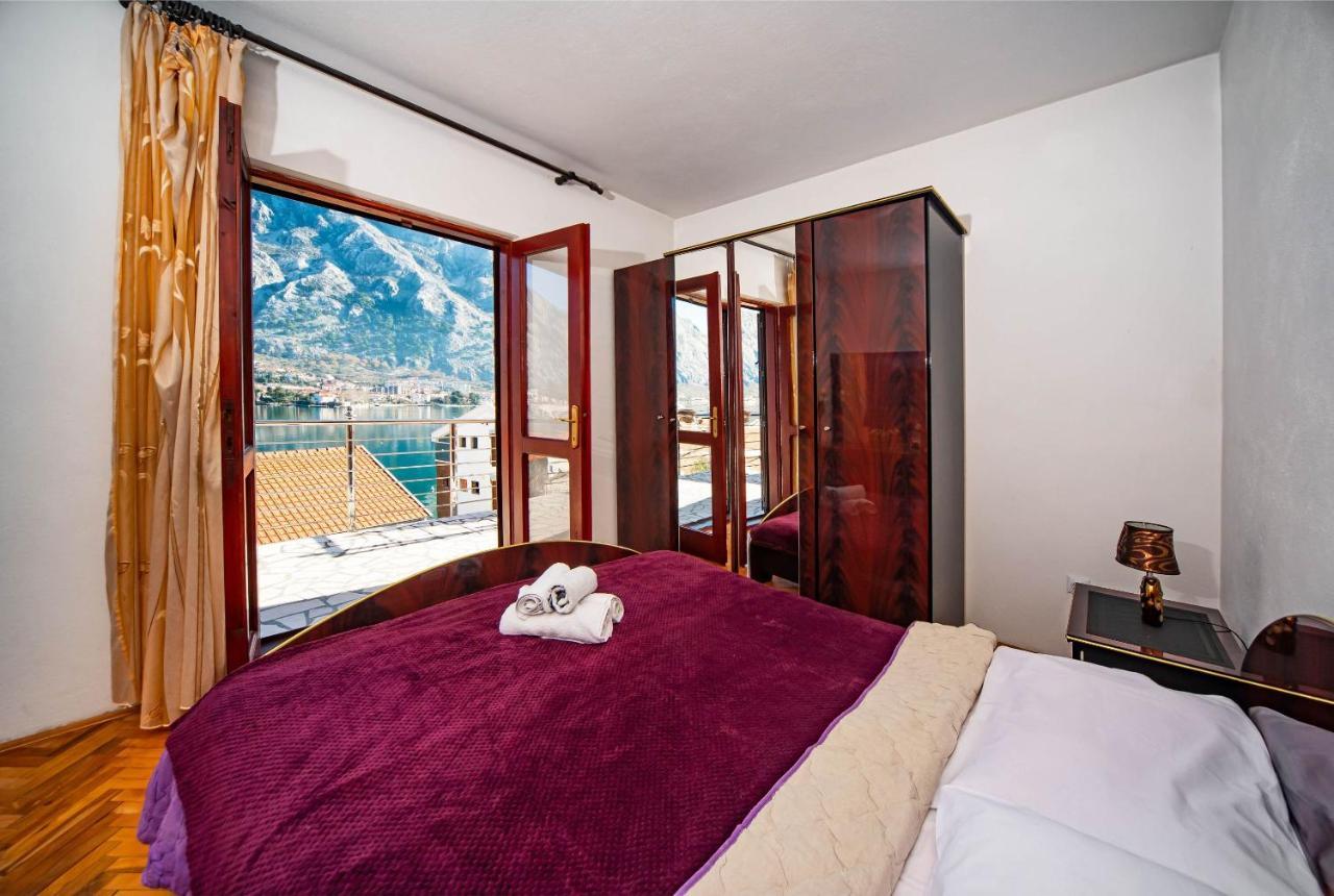 Apartments Markovic Cattaro Esterno foto